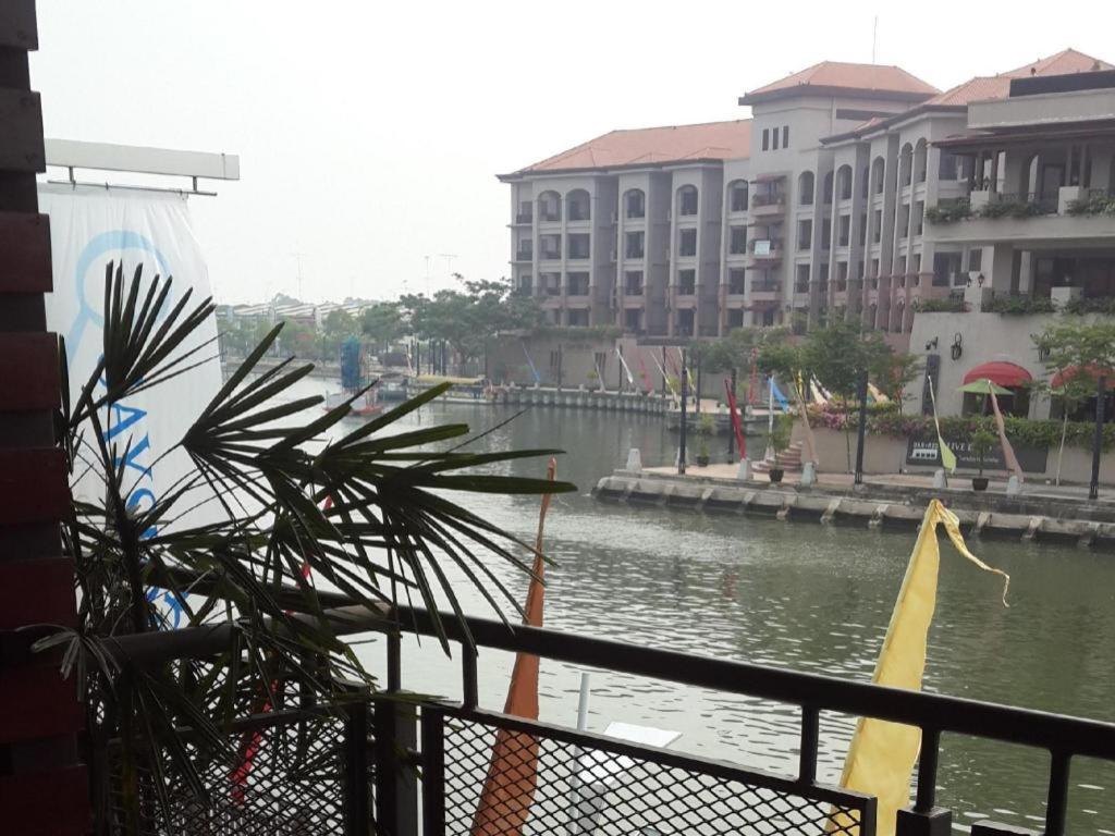 Quayside Hotel Malacca Eksteriør billede
